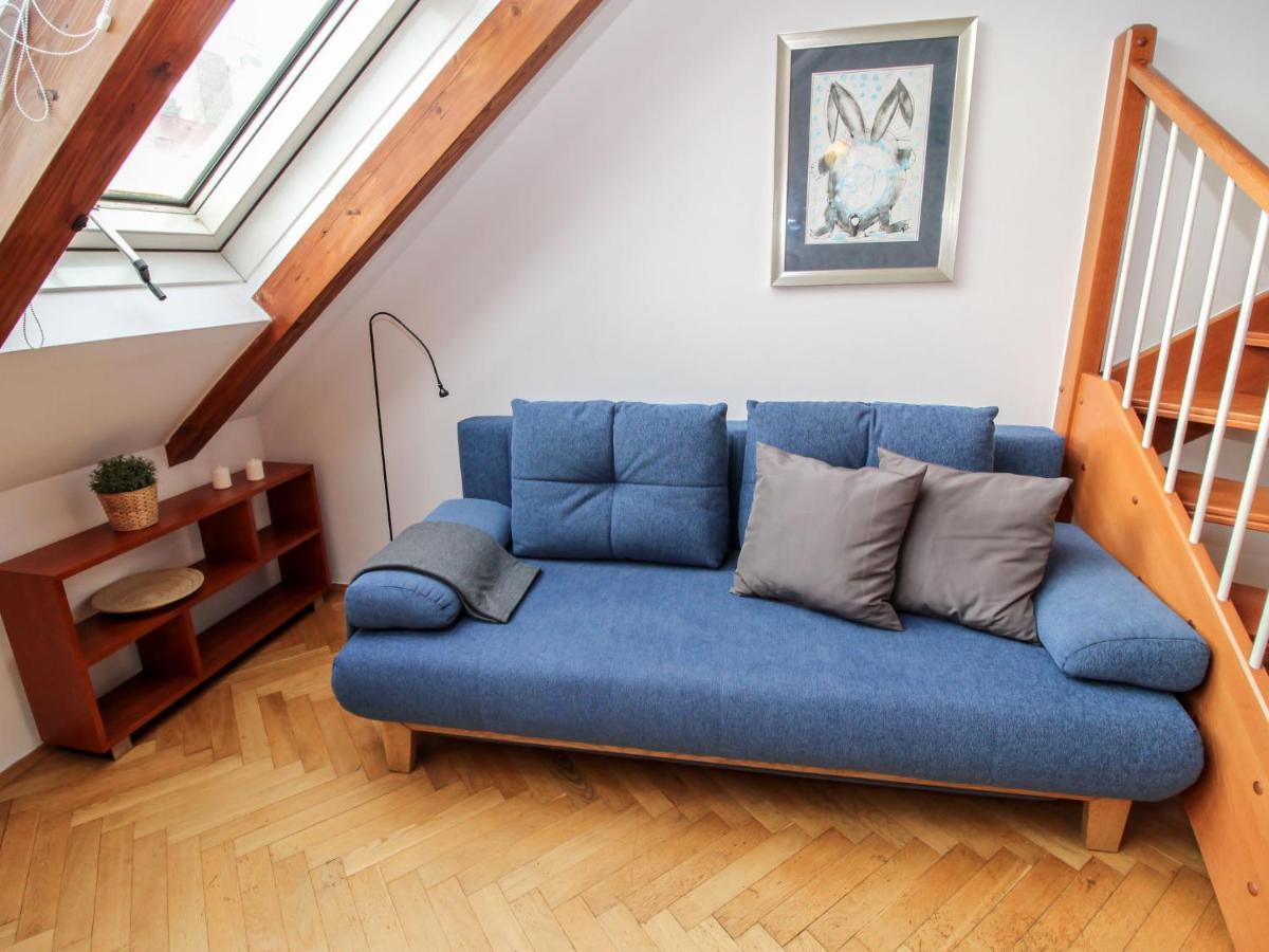 O21 By Interhome Apartament