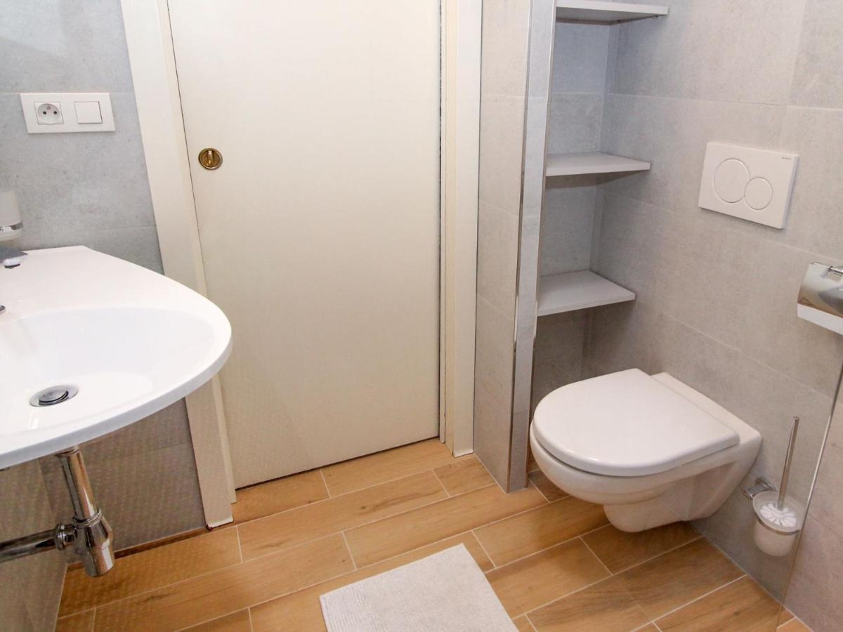 O21 By Interhome Praga