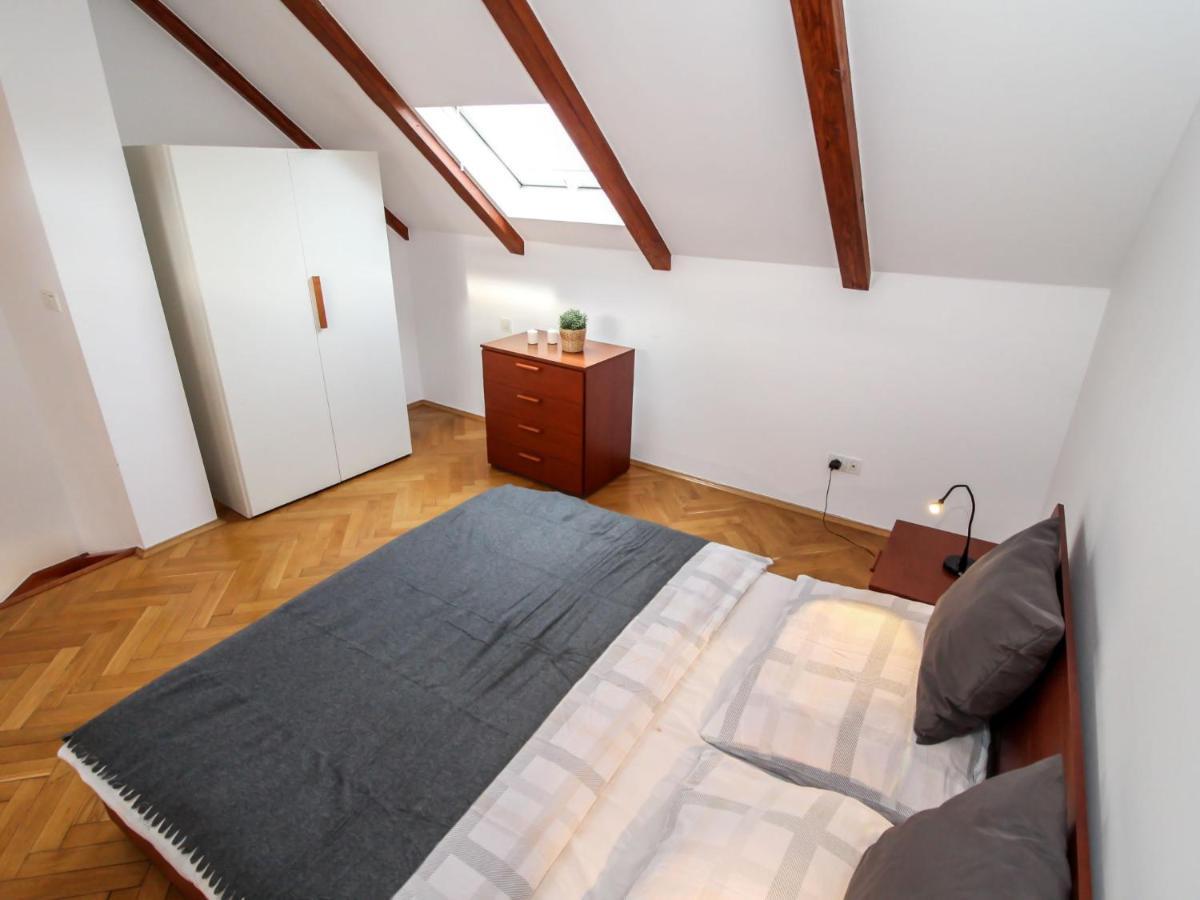 O21 By Interhome Apartament *
